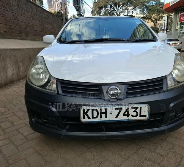 Nissan Advan 2014 White