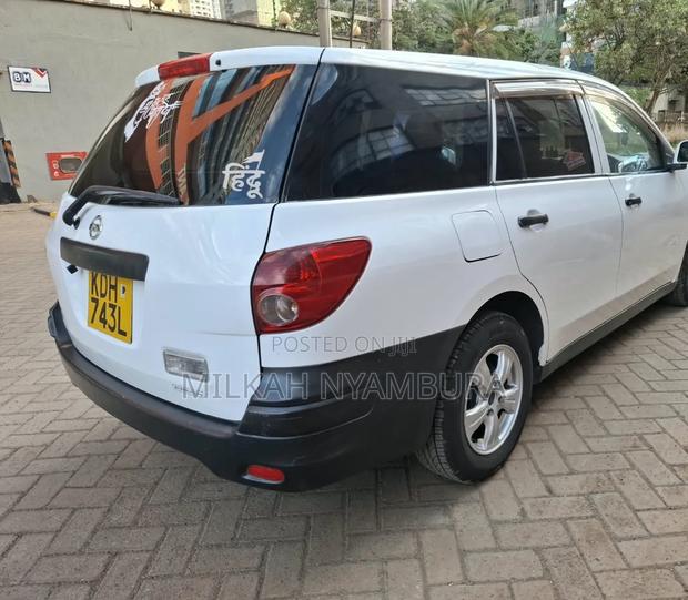 Nissan Advan 2014 White