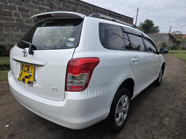 Toyota Corolla Fielder 2013 White