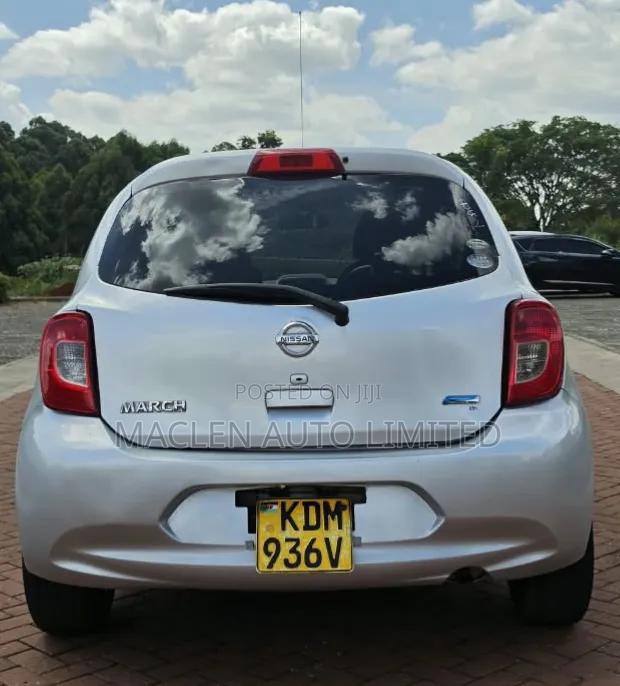 Nissan March 2016 Silver