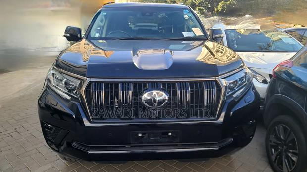 Toyota Land Cruiser Prado 2.8 2020 Black