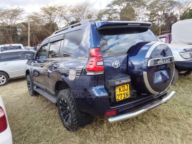 Toyota Land Cruiser Prado 3.0 D-4D (190 Hp) 7 seats 2015 Black