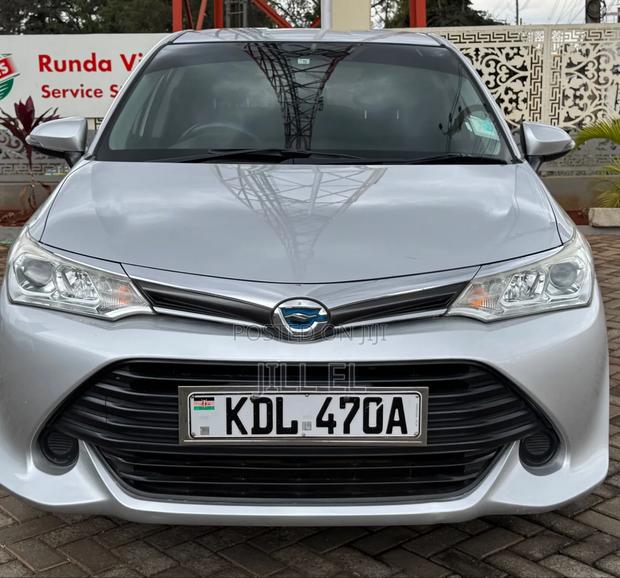 Toyota Corolla Fielder 1.5 Petrol AWD 2016 Silver