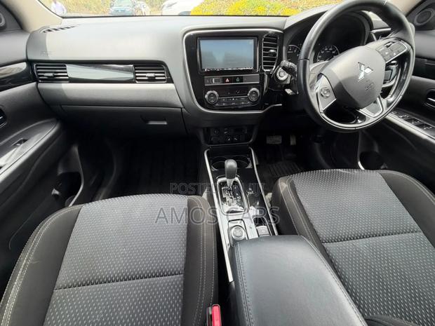 Mitsubishi Outlander 2019 Black