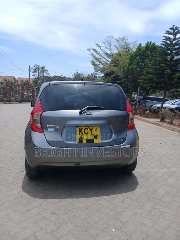 Nissan Note 2013 Gray