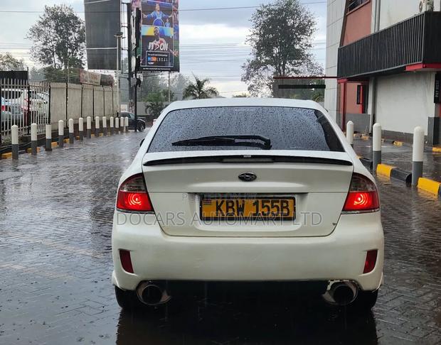 Subaru Legacy 2006 White