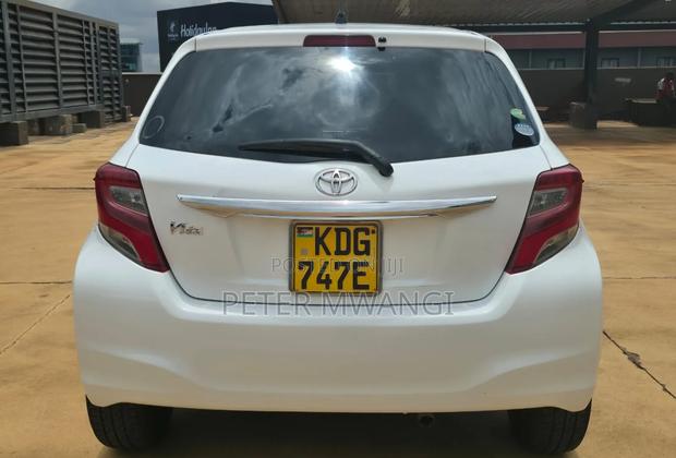 Toyota Vitz 2014 White
