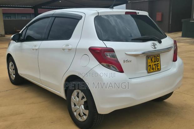 Toyota Vitz 2014 White