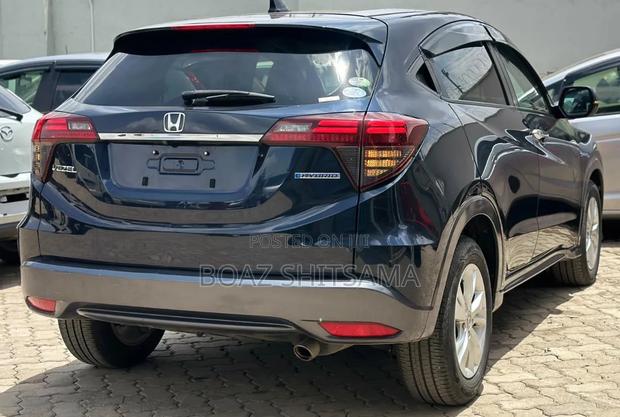 Honda Vezel 2019 Black