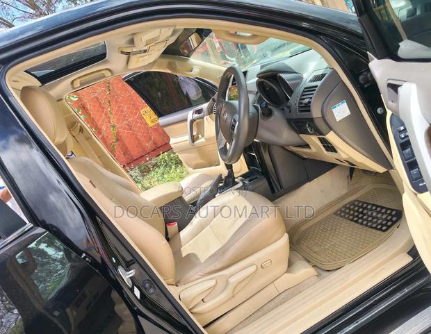Toyota Land Cruiser Prado 2017 Black