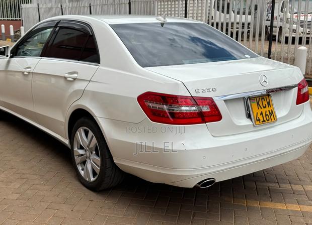 Mercedes-Benz E250 2012 White
