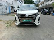 Toyota Noah 2020 White for sale