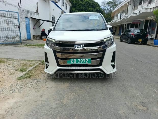 Toyota Noah 2020 White