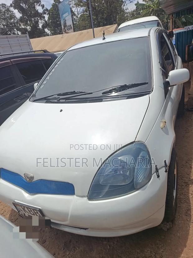 Toyota Vitz 2003 White