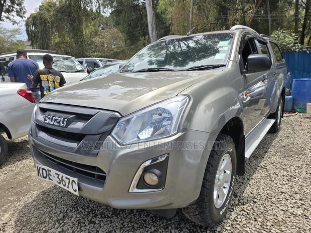 Isuzu D-MAX 2022 Gray
