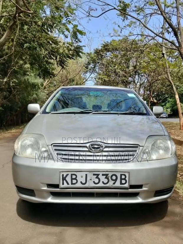 Toyota Corolla 2005 Silver