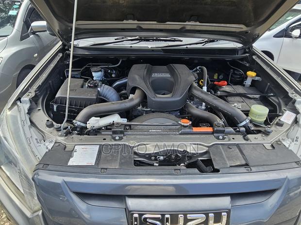 Isuzu D-MAX 2020 Gold