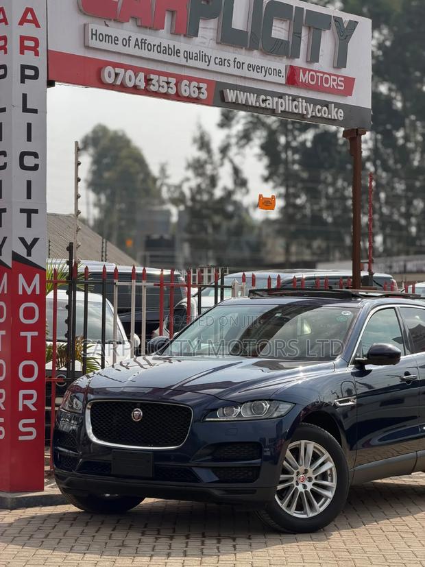Jaguar F-Pace 25t Prestige AWD 2018 Blue