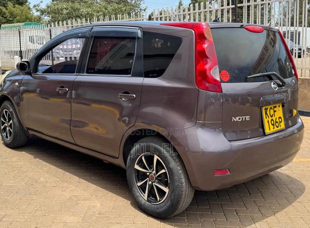 Nissan Note 2008 Brown
