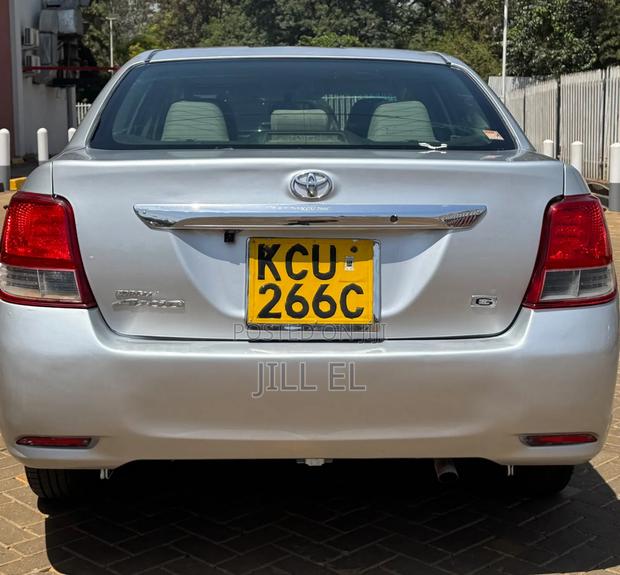 Toyota Axio 1.5 G 2WD 2012 Silver