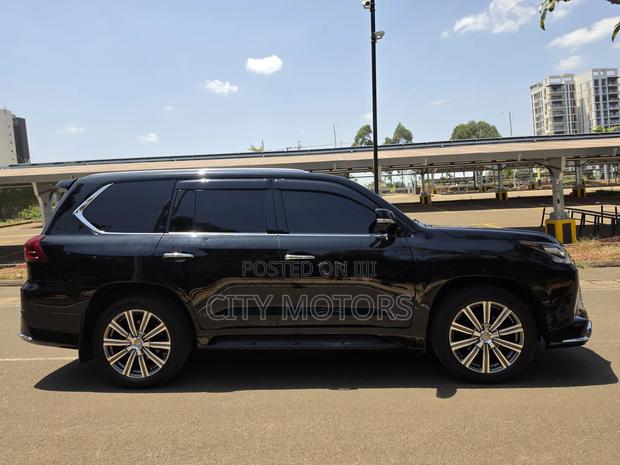 Lexus LX 570 AWD 2016 Black