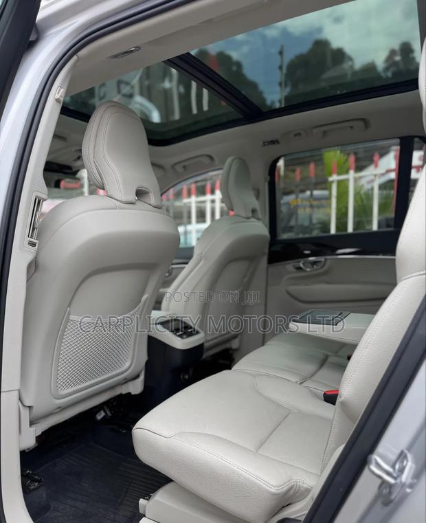Volvo XC90 2019 Silver
