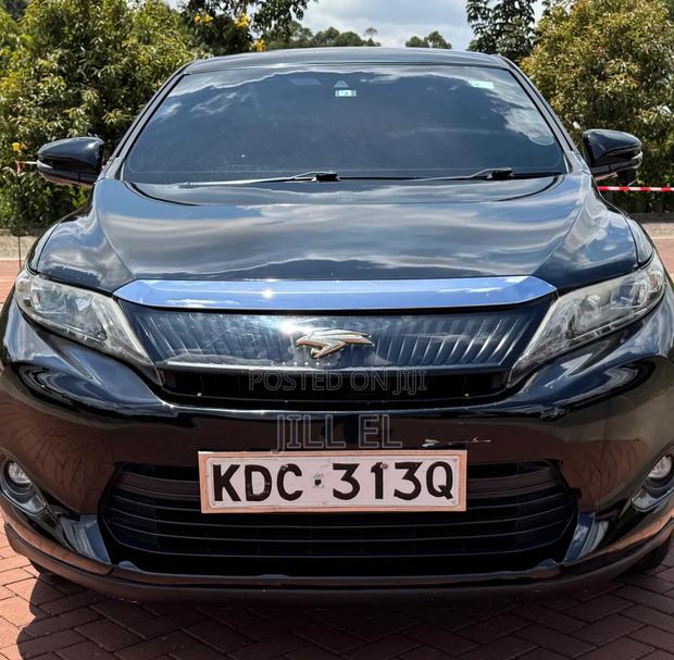 Toyota Harrier 2.0 2014 Black