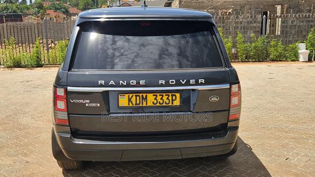 Land Rover Range Rover Vogue 2016 Gray