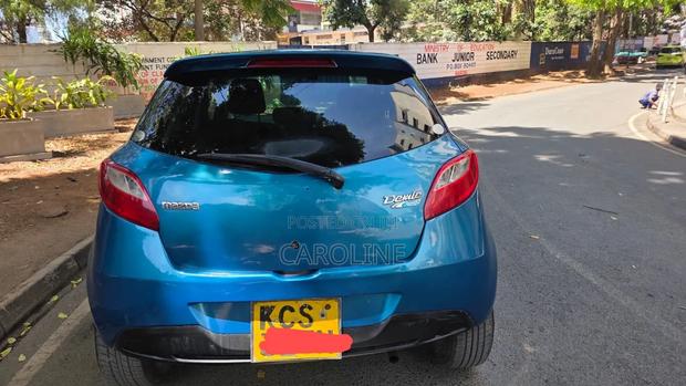 Mazda Demio 2011 Blue