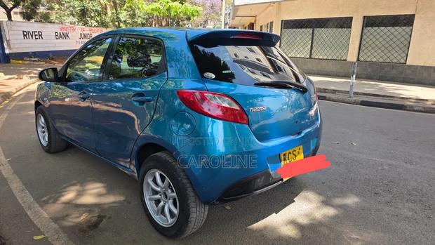 Mazda Demio 2011 Blue