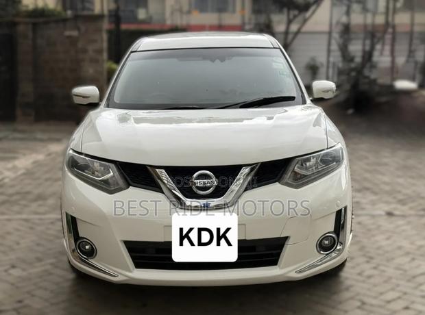 Nissan X-Trail 2.0 Petrol AWD 2015 Pearl