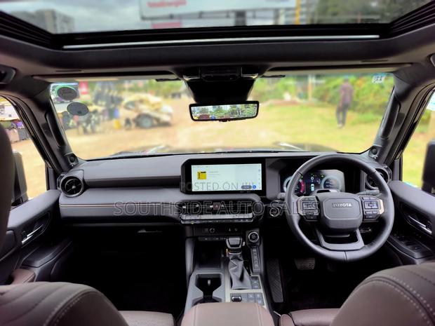Toyota Land Cruiser Prado 2.8 2024 Black