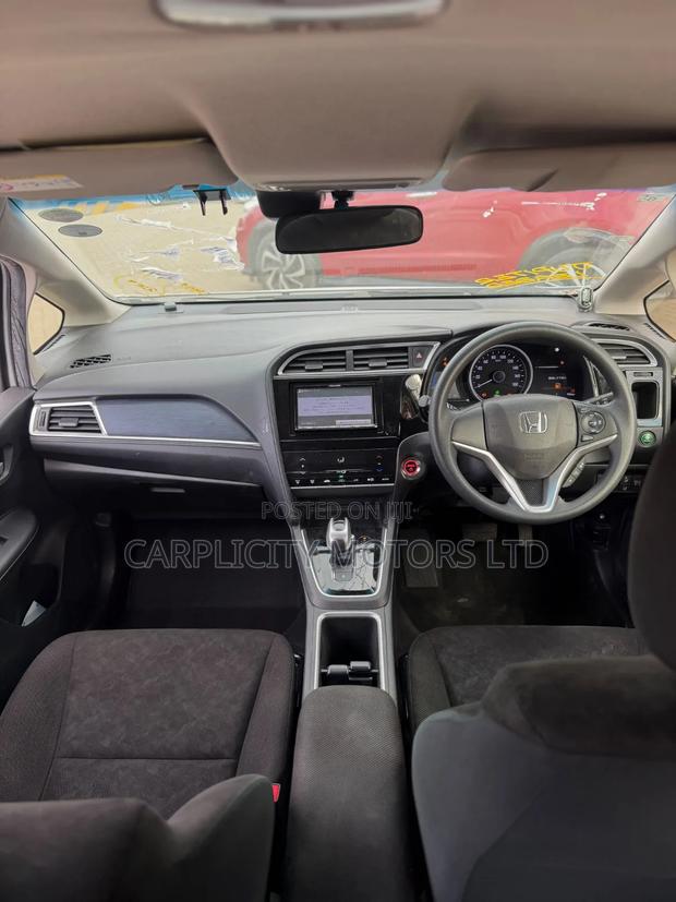 Honda Fit Shuttle 1.5 G 2WD 2019 White