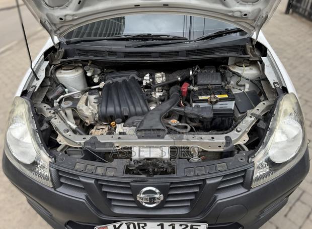Nissan Advan 2017 White