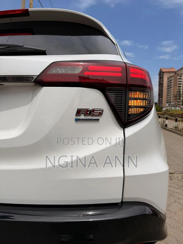Honda Vezel 2019 White