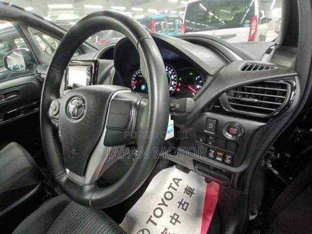 Toyota Voxy 2020 Black