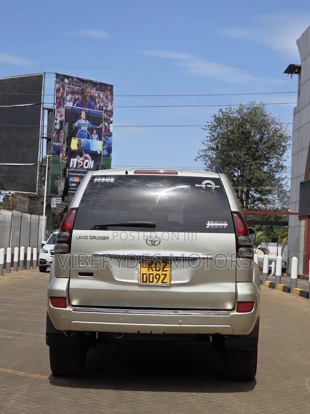 Toyota Land Cruiser Prado 2012 Burgundy