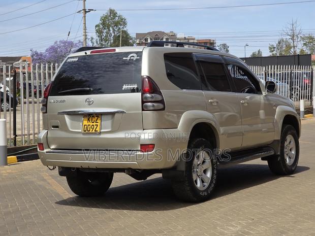 Toyota Land Cruiser Prado 2012 Burgundy