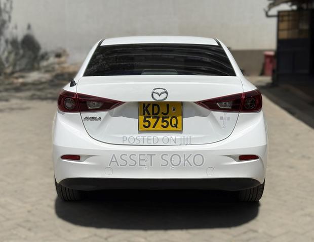 Mazda Axela 2015 White