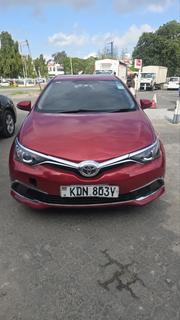 Toyota Auris 2016 Red for sale