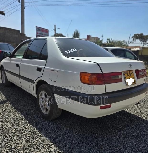 Toyota Corona Premio 2001 White