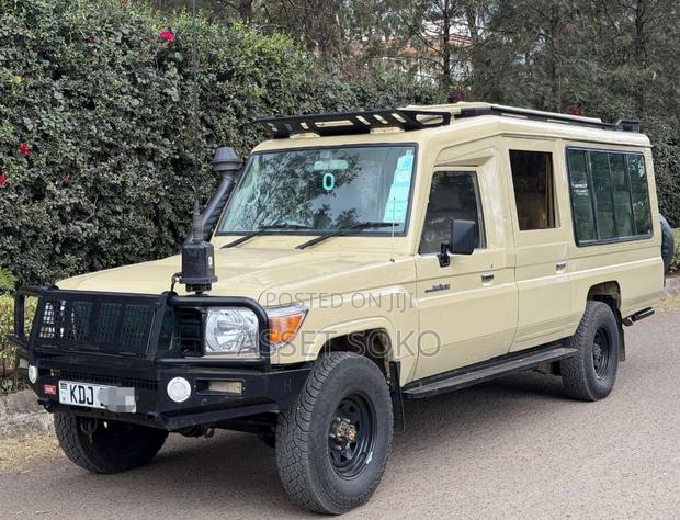 Toyota Land Cruiser 79 Series 2021 Beige