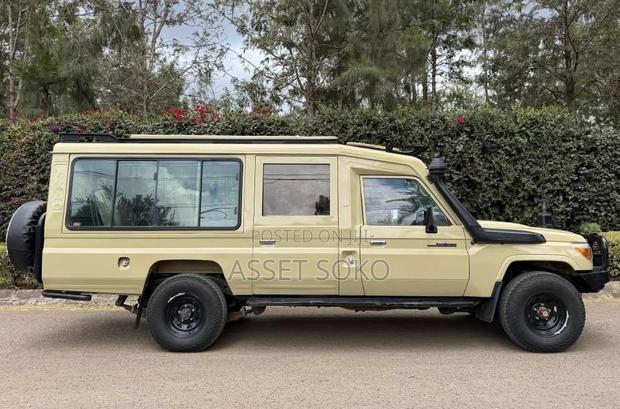 Toyota Land Cruiser 79 Series 2021 Beige