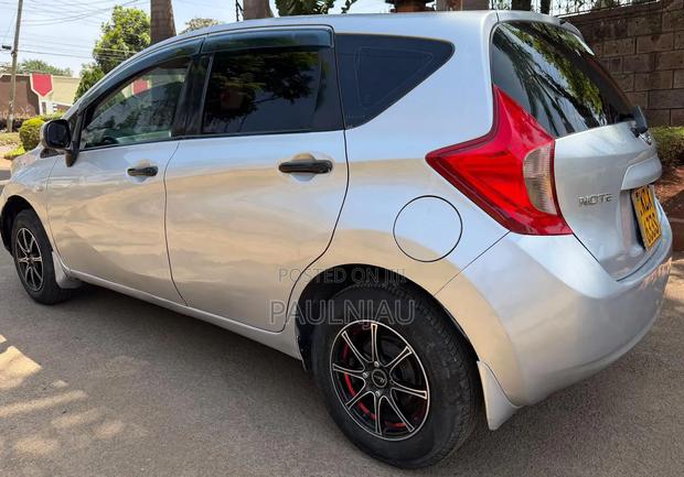 Nissan Note 2012