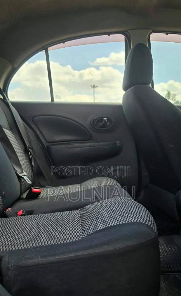 Nissan March 2016 Silver