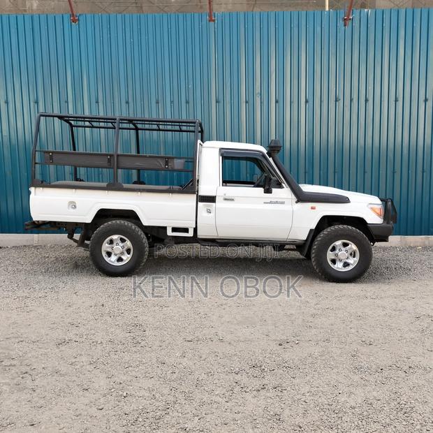 Toyota Land Cruiser 79 Series 2016 White