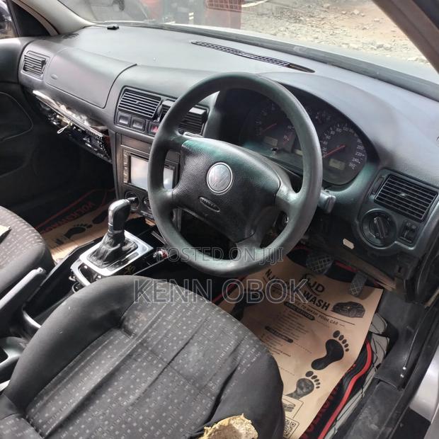 Volkswagen Golf 1.6 Automatic 2003 Silver