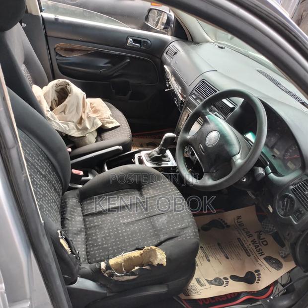 Volkswagen Golf 1.6 Automatic 2003 Silver