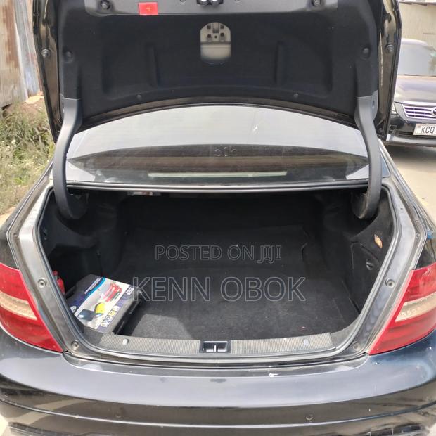 Mercedes-Benz C180 2012 Black