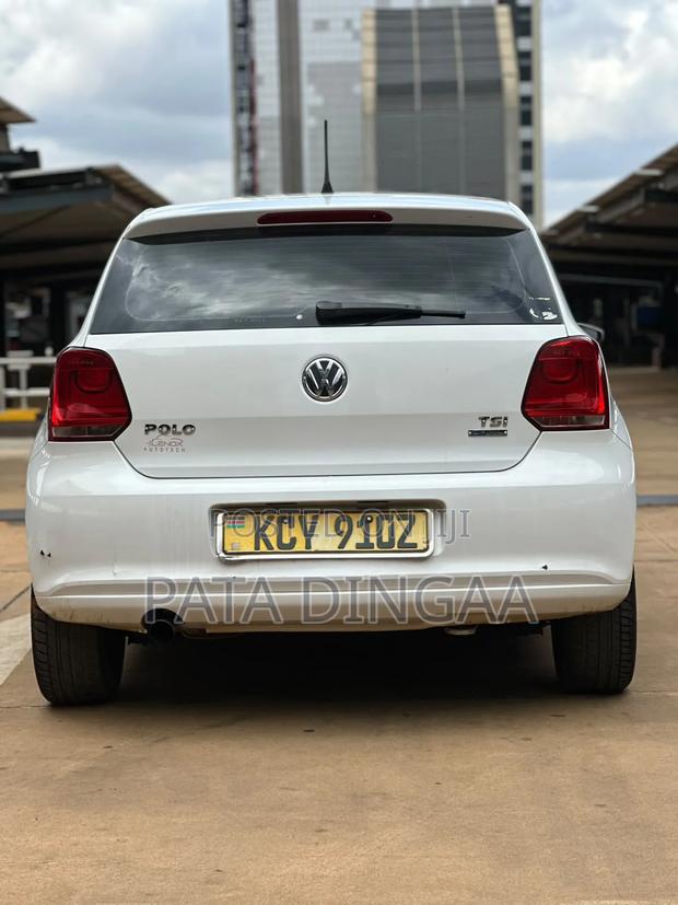 Volkswagen Golf 2013 White